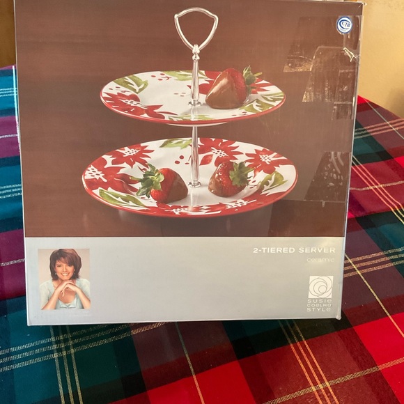 2 tier holiday dish - Picture 2 of 2